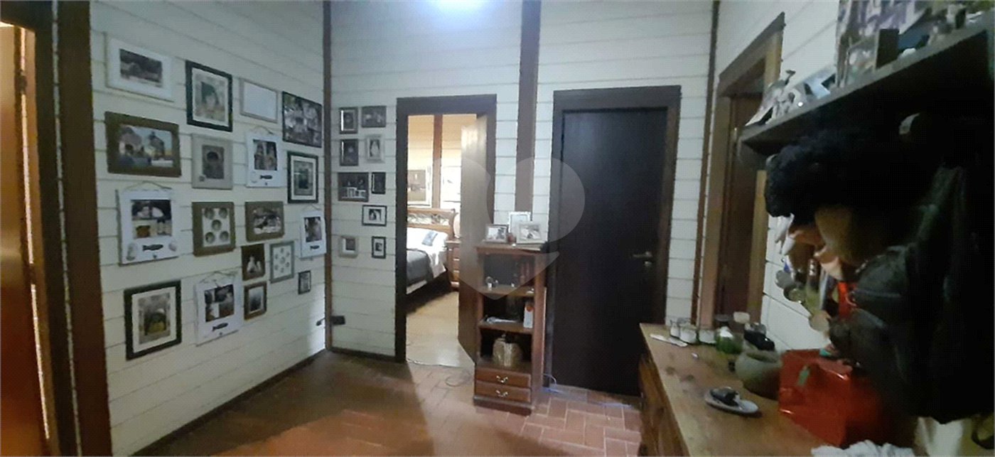 Casa à venda ou para alugar com 4 quartos, sendo 2 suítes, em Serra da Cantareira, Mairiporã, SP