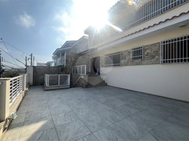Casa à venda com 4 quartos, sendo 3 suítes,  em Vila Guilherme, São Paulo, SP
