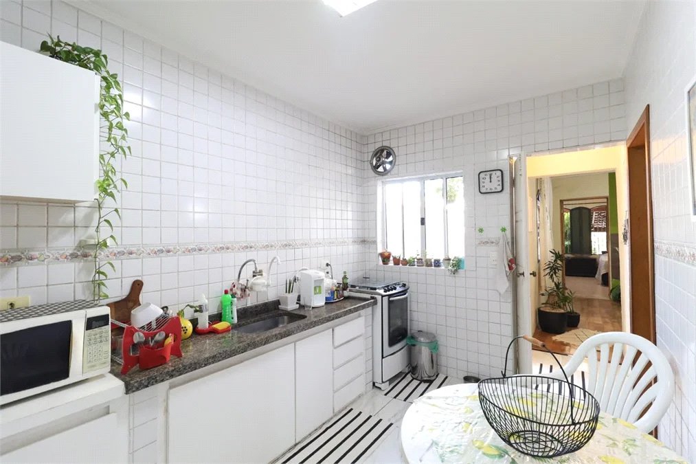 Casa à venda com 3 quartos, sendo 1 suíte,  em Vila Medeiros, São Paulo, SP