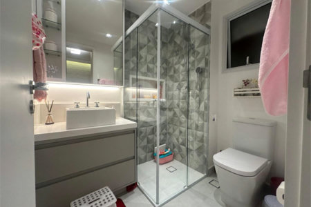 Apartamento à venda com 3 quartos, sendo 2 suítes, em Santo Amaro, São Paulo, SP
