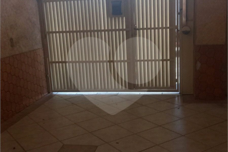 Casa à venda com 5 quartos, sendo 2 suítes, em Jardim Santa Clara, Guarulhos, SP