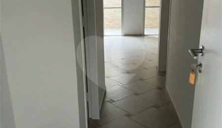 Casa para alugar com 2 quartos, sendo 1 suíte,  em Campo Limpo, São Paulo, SP