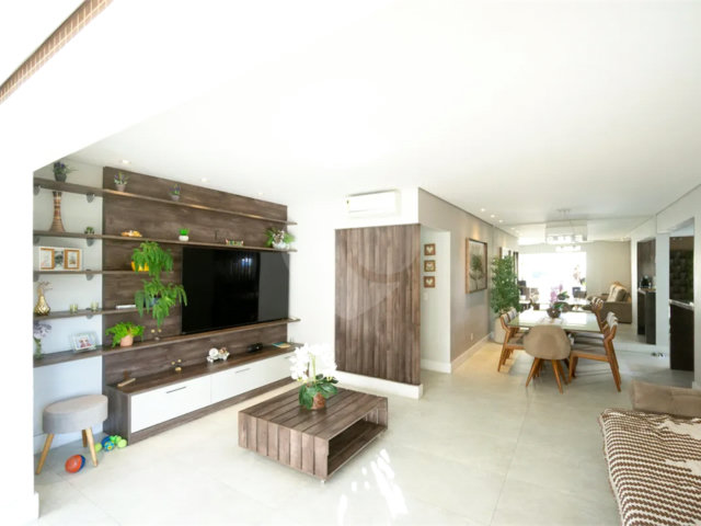 Apartamento à venda com 4 quartos, sendo 2 suítes,  em Tatuapé, São Paulo, SP