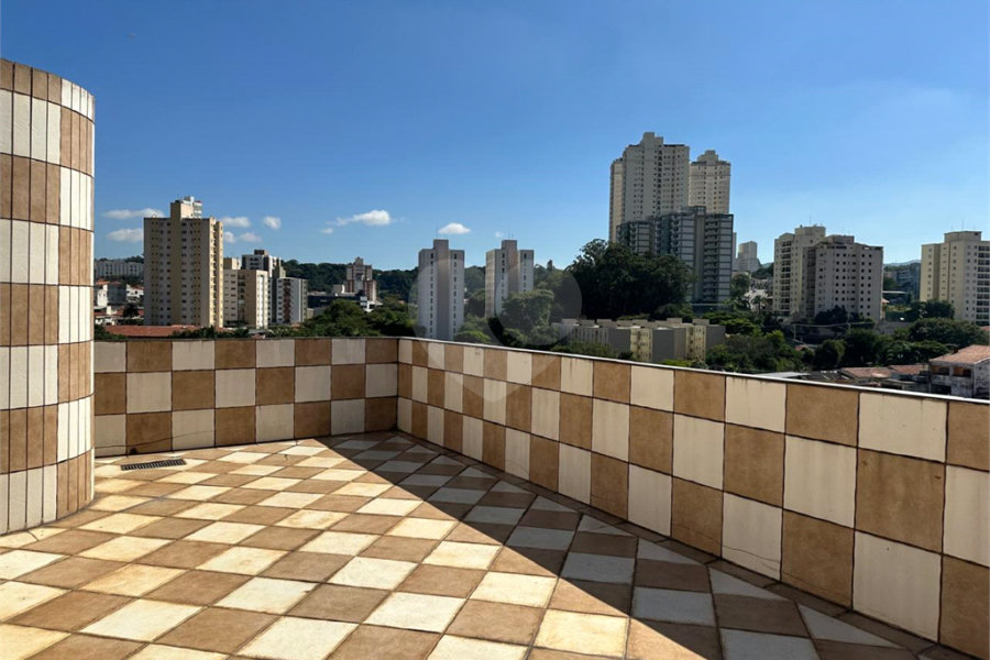 Sobrado à venda com 7 quartos, sendo 2 suítes,  em Lauzane Paulista, São Paulo, SP