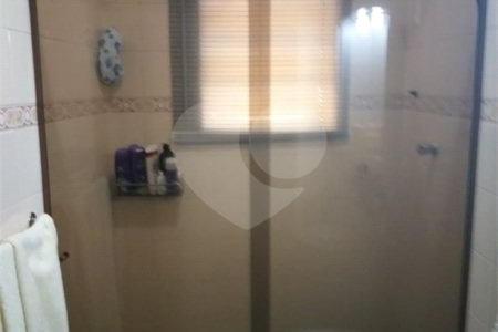 Sobrado à venda com 3 quartos, sendo 1 suíte, em Vila Constança, São Paulo, SP