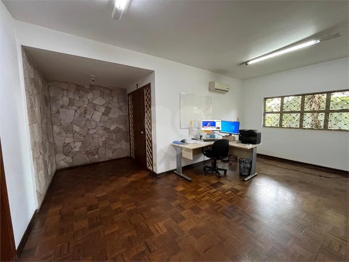 Casa Térrea c/ 4 quartos Venda – Vila Monteiro (Localização Nobre)