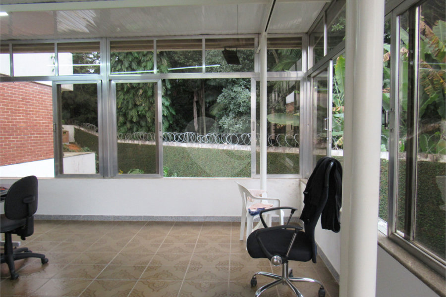 Sobrado à venda com 4 quartos, sendo 2 suítes, em Tremembé, São Paulo, SP