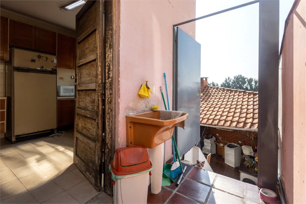 Sobrado à venda com 3 quartos em Vila Sônia, São Paulo, SP