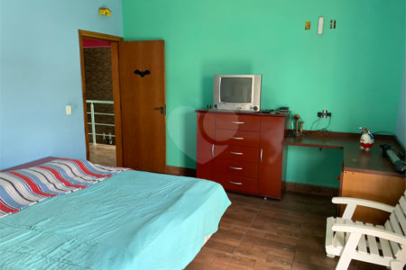 Casa à venda com 3 quartos, sendo 2 suítes, em Jardim Celani, Salto, SP