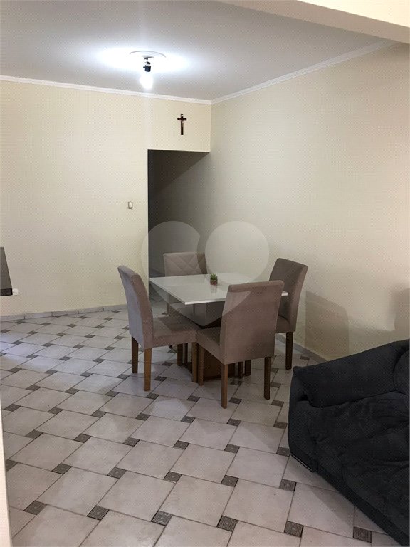 Casa à venda com 3 quartos, sendo 1 suíte, em Jardim Karolyne, Votorantim, SP
