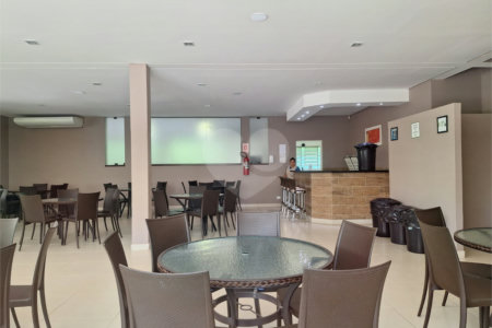 Casa à venda com 4 quartos, sendo 3 suítes,  no condomínio Terras de Santa Teresa, Itupeva - SP