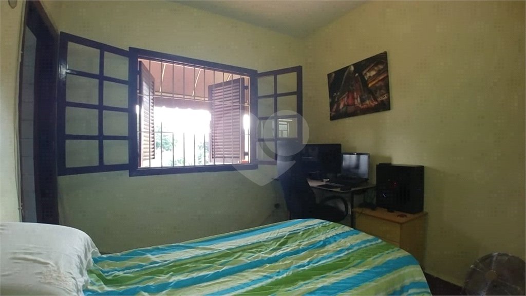 Sobrado à venda com 3 quartos, sendo 1 suíte,  em Tremembé, São Paulo, SP