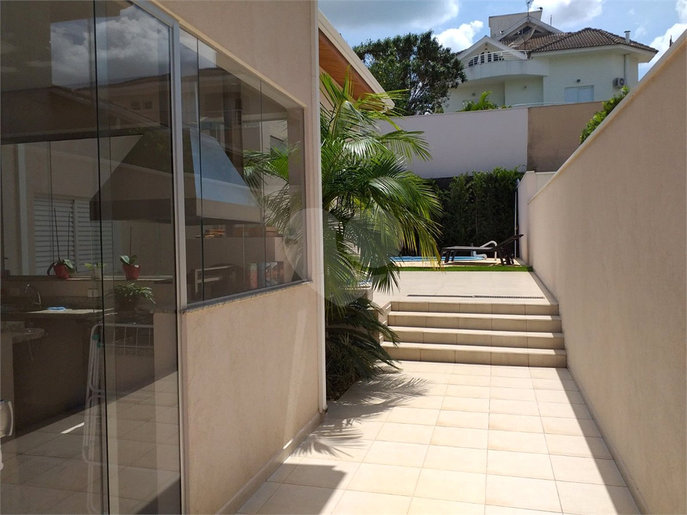 Casa à venda com 4 suítes no condomínio Jardim Theodora, Itu - SP