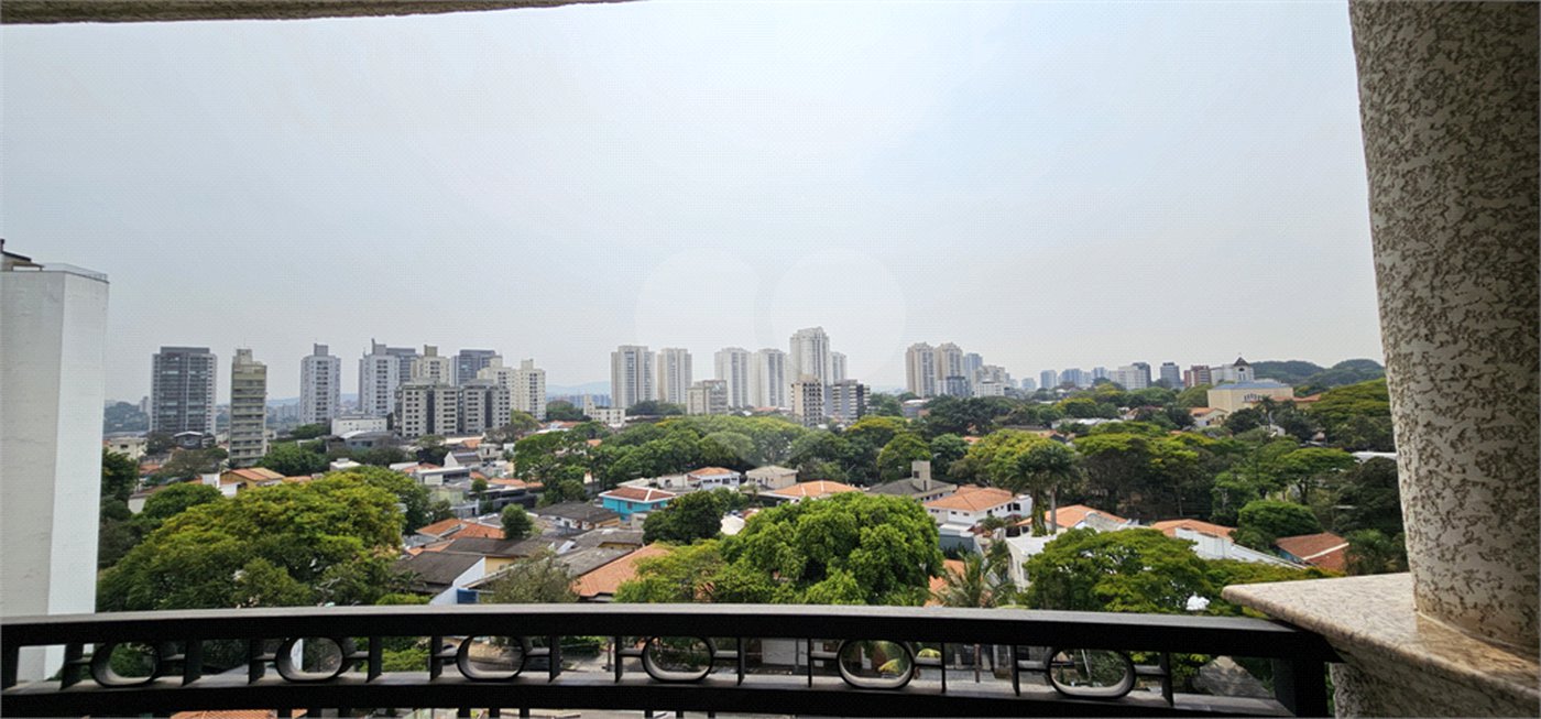 Cobertura à venda com 5 suítes em Bela Aliança, São Paulo, SP