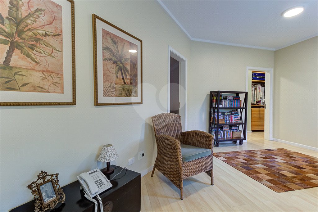 Casa à venda com 4 suítes no condomínio Vila Verde, São Paulo - SP