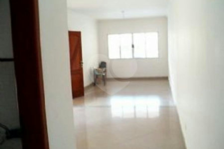 Sobrado à venda com 4 quartos, sendo 2 suítes, em Vila Sônia, São Paulo, SP