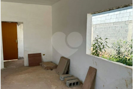 Sobrado à venda com 4 suítes em Jardim Centenário, Atibaia, SP