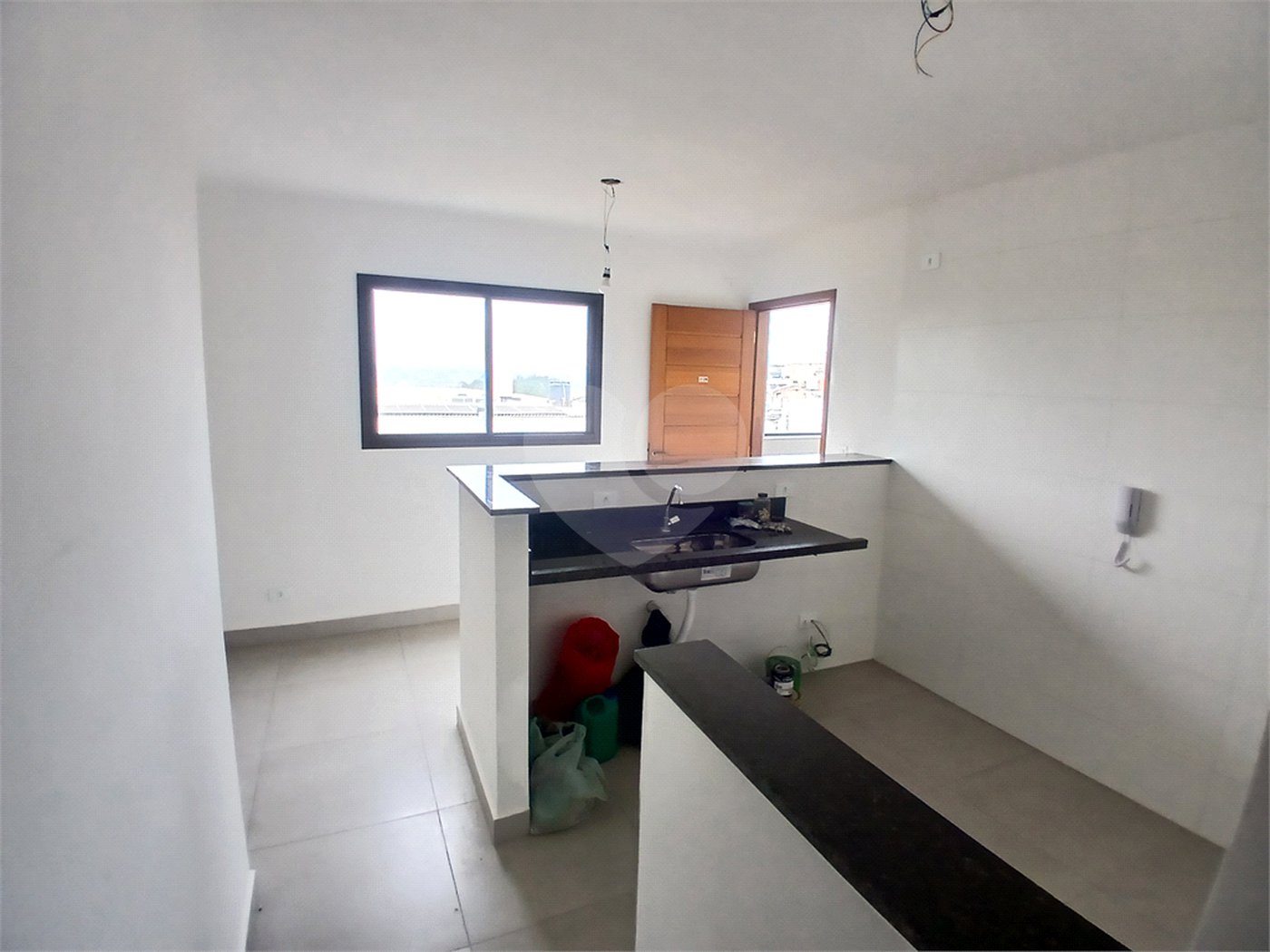 Apartamento à venda com 2 quartos em Vila dos Remédios, São Paulo, SP