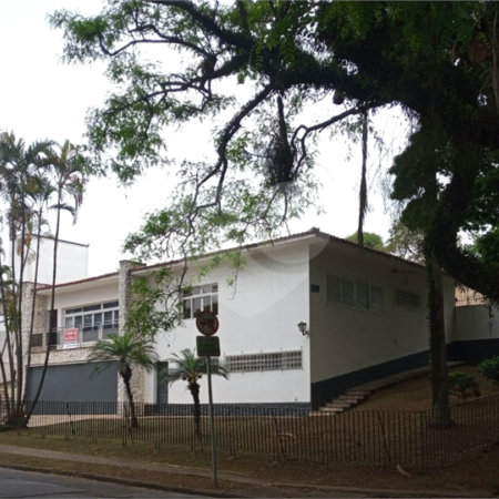 Casa Térrea à venda ou para alugar com 3 quartos, sendo 1 suíte, em Caxingui, São Paulo, SP