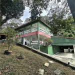 Sobrado à venda ou para alugar com 4 suítes em Serra da Cantareira, Mairiporã, SP