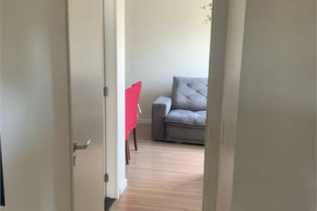 Apartamento à venda com 2 quartos em Parque Reboucas, São Paulo, SP