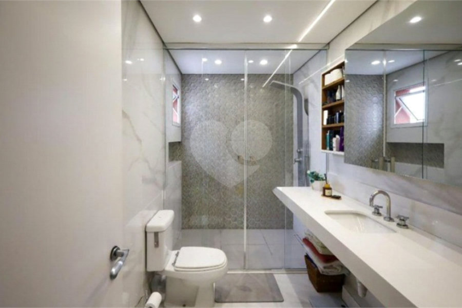 Apartamento à venda ou para alugar com 3 quartos, sendo 2 suítes,  em Jardim Marajoara, São Paulo, SP
