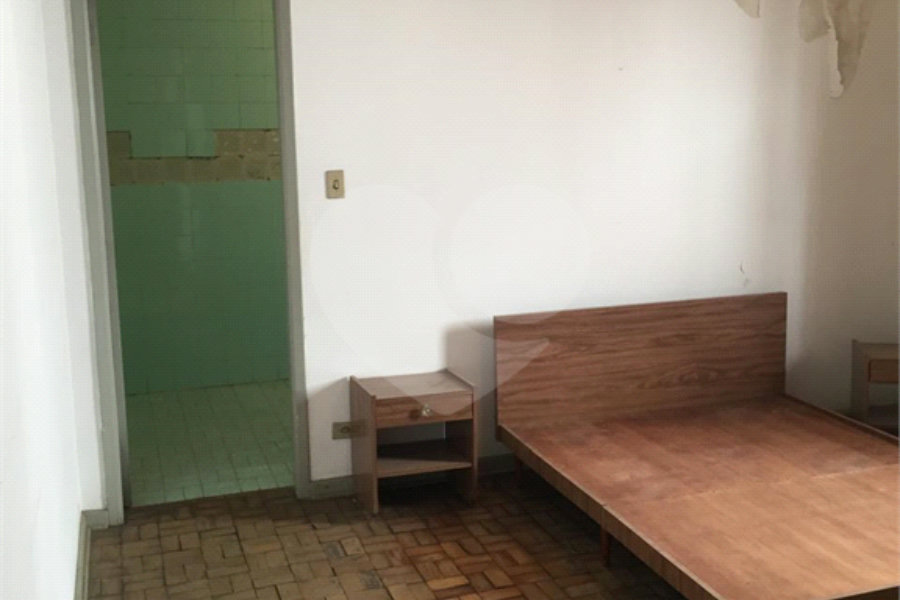 Casa Térrea à venda com 3 quartos, sendo 1 suíte, em Santana, São Paulo, SP
