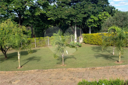 Casa à venda com 4 quartos, sendo 2 suítes,  no condomínio Acmti - Colinas do Mosteiro, Terras de Itaici e Recanto dos Pássaros, Indaiatuba - SP