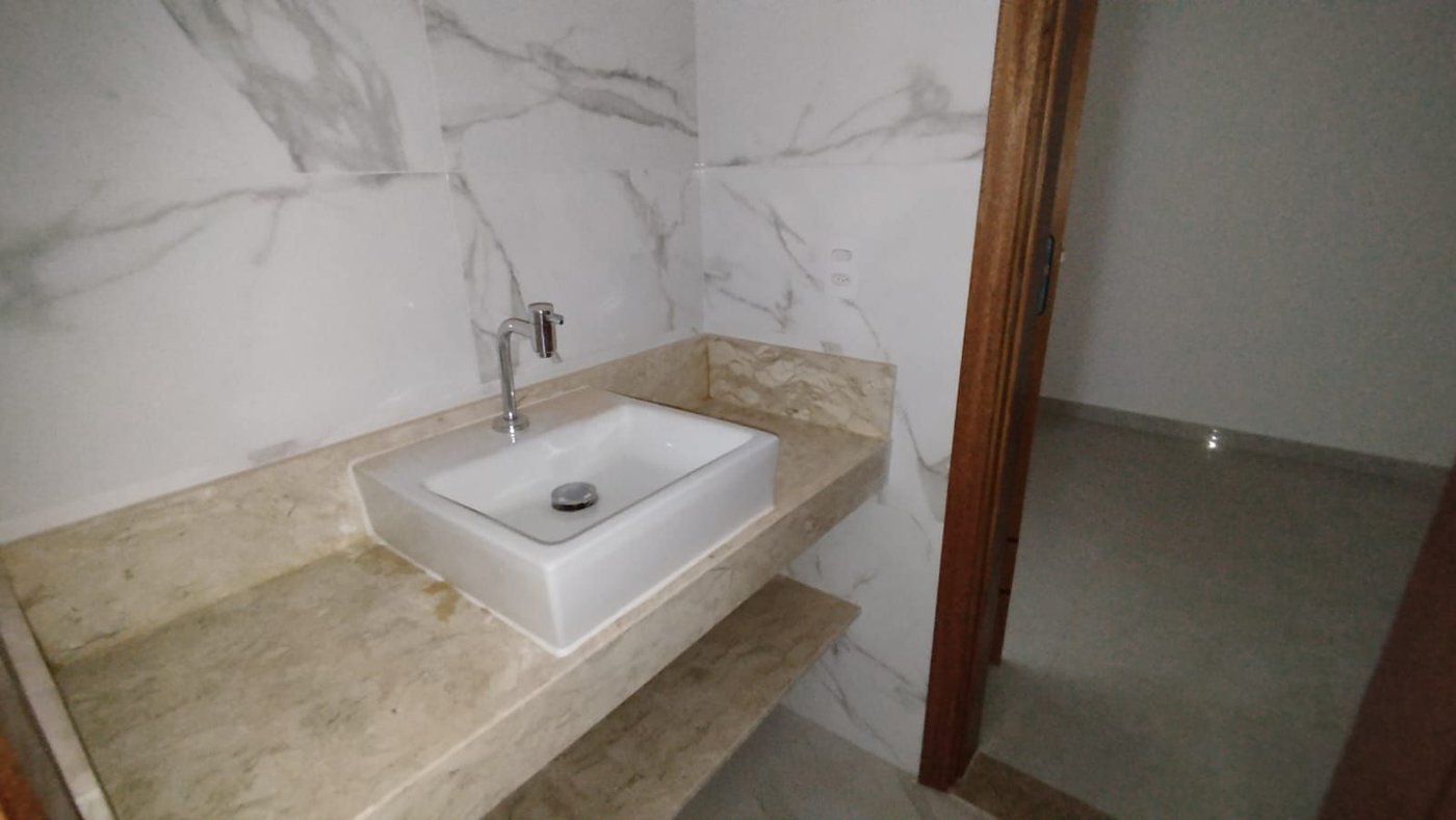 Casa com 3 dormitórios à venda, 100 m² por R$ 1.060.000,00 - Embaré - Santos/SP