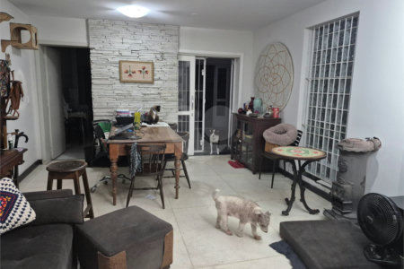 Sobrado à venda com 3 quartos, sendo 1 suíte, em Indianópolis, São Paulo, SP