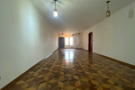 Sobrado à venda com 4 quartos, sendo 1 suíte, em Santana, São Paulo, SP