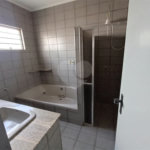 Casa à venda ou para alugar com 6 quartos, sendo 2 suítes, em Jardim Itália, Itapetininga, SP