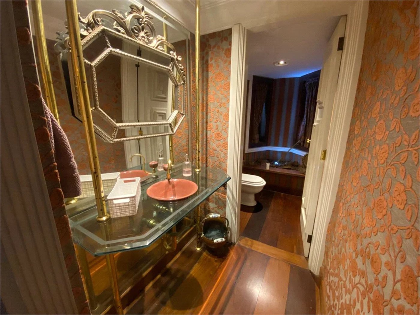 Casa à venda ou para alugar com 5 quartos, sendo 3 suítes, em Fazenda Morumbi, São Paulo, SP