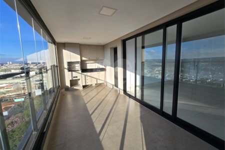 Apartamento para alugar com 3 suítes no Centro, Itapetininga, SP