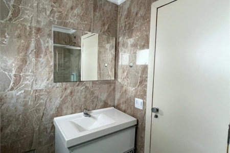 Apartamento à venda com 3 suítes em Aclimação, São Paulo, SP