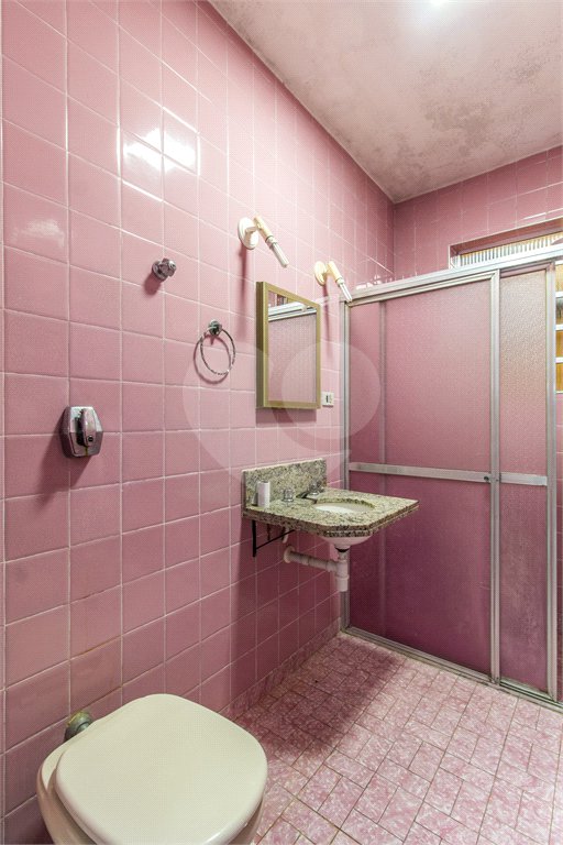 Casa à venda com 3 quartos em Jardim da Glória, São Paulo, SP