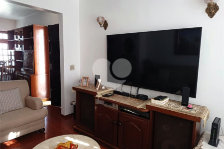 Sobrado à venda com 4 quartos em Jardim São Paulo(zona Norte), São Paulo, SP