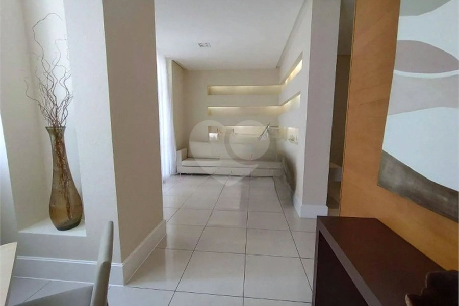 Apartamento à venda com 3 quartos, sendo 1 suíte, em Saúde, São Paulo, SP