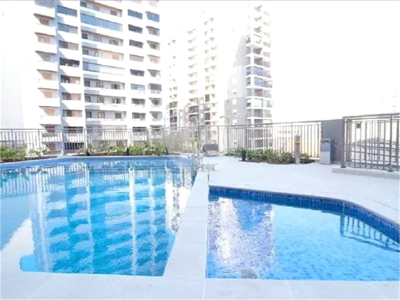 Apartamento à venda com 2 suítes em Pinheiros, São Paulo, SP