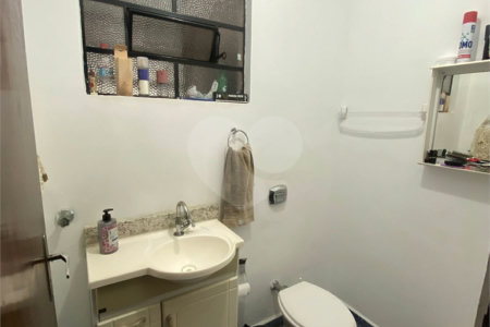 Casa à venda com 3 quartos em Vila Oliveira, Mogi das Cruzes, SP