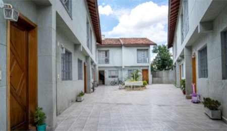Casa à venda com 2 quartos, sendo 1 suíte,  no condomínio Tulipa 3, São Paulo - SP
