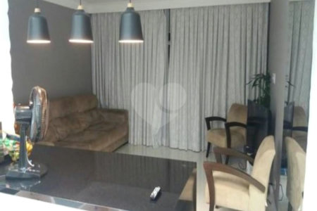 Casa à venda com 2 quartos em Parque Ipê, São Paulo, SP