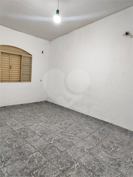 Casa à venda com 2 quartos em Vila Rio Branco, Jundiaí, SP