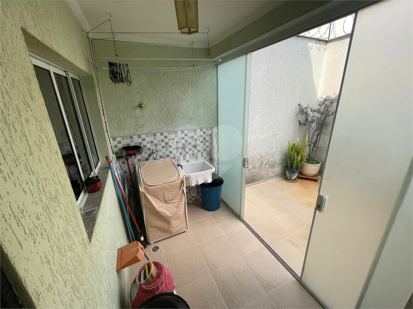 Sobrado à venda com 3 quartos, sendo 1 suíte, em Jaçanã, São Paulo, SP