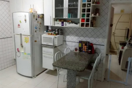 Sobrado à venda com 3 quartos, sendo 1 suíte, em Jaguaré, São Paulo, SP