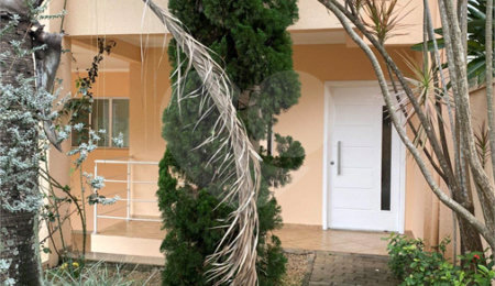 Casa para alugar com 3 quartos, sendo 1 suíte,  no condomínio Reserva da Mata, Vinhedo - SP