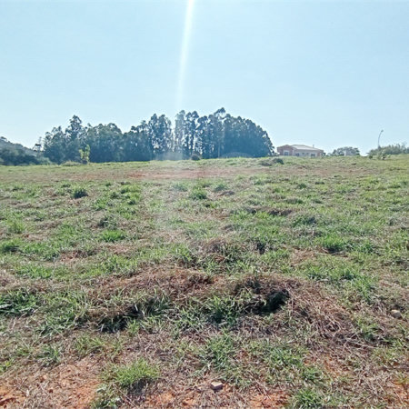 Terreno à venda com 1 suíte em Jardim Portugal, Valinhos, SP