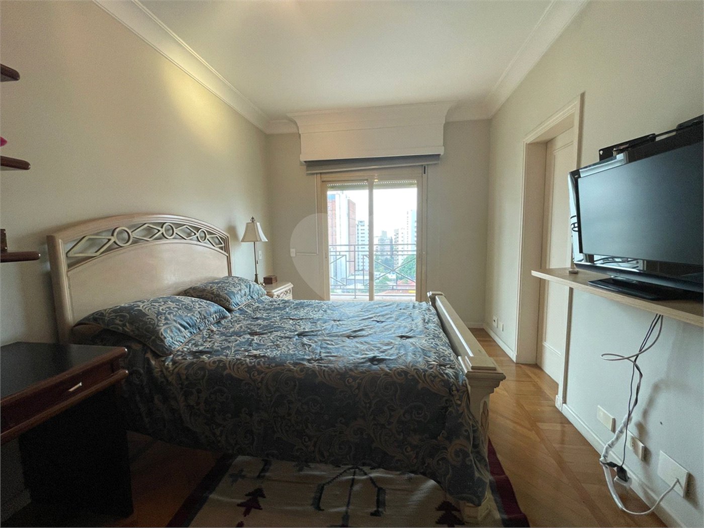 Apartamento à venda com 3 suítes em Campo Belo, São Paulo, SP