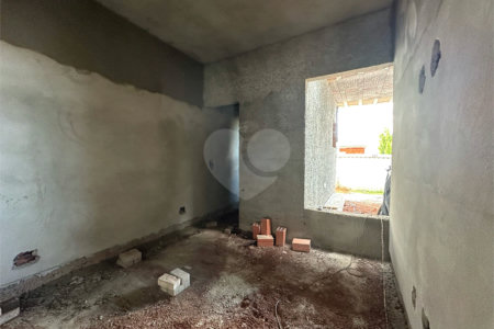 Casa à venda com 3 quartos, sendo 1 suíte, no condomínio Lago dos Ipês, Itapetininga - SP