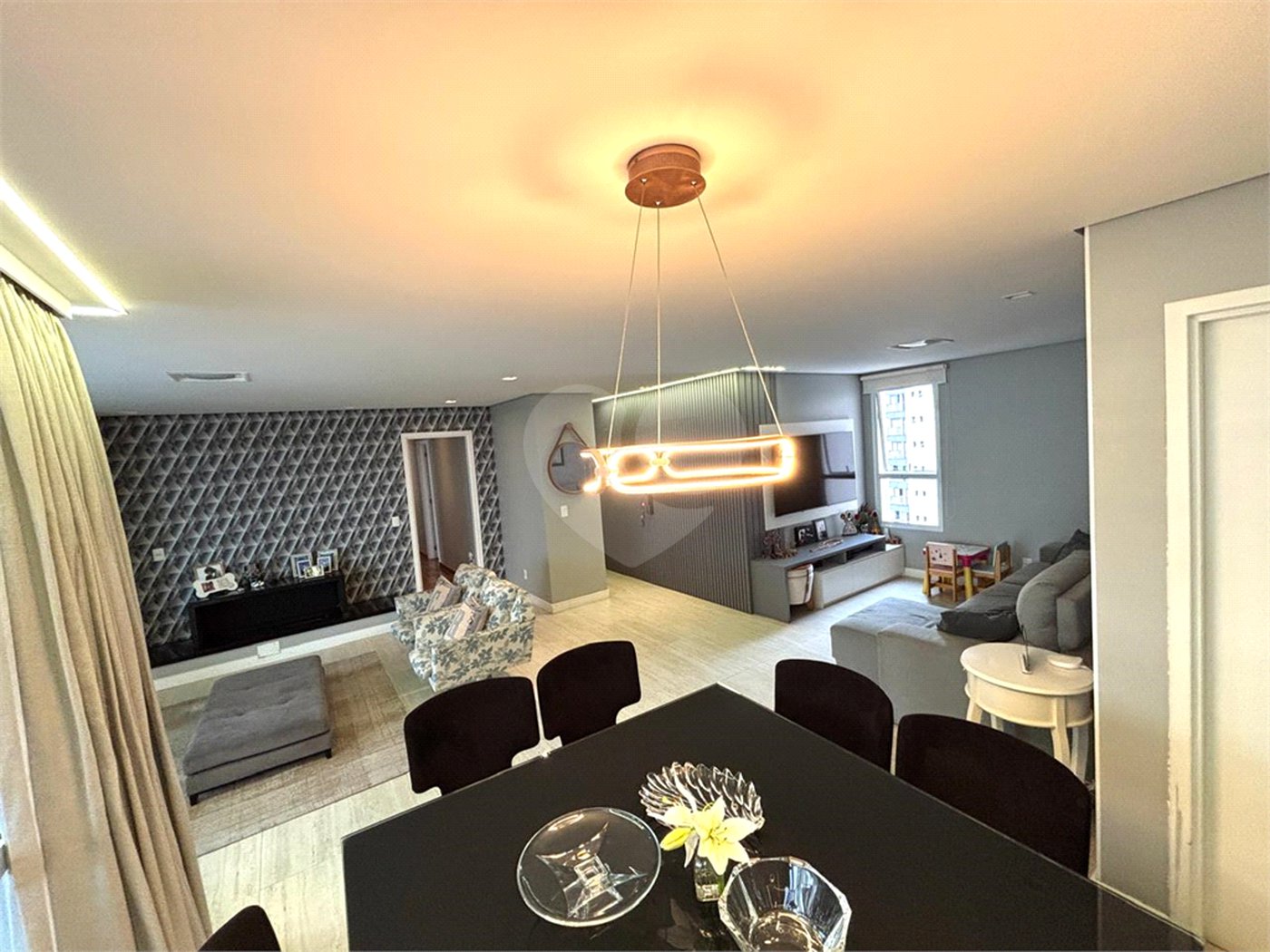 Apartamento à venda com 4 quartos, sendo 3 suítes, em Santana, São Paulo, SP